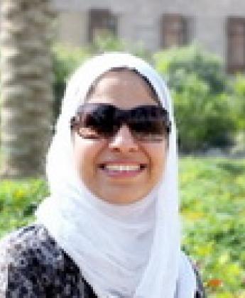Lady with veil smiling