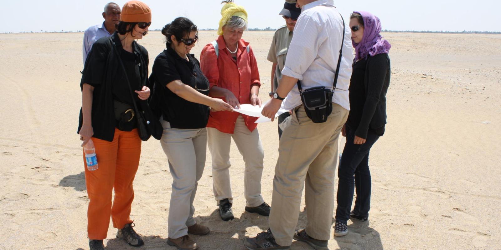 Cornelia R&ouml;mer (middle) leads an archaeological exhibition to Fayoum as part of her research on Coptic Studies and Papyrology